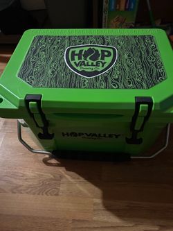 Grizzly 20 quart cooler