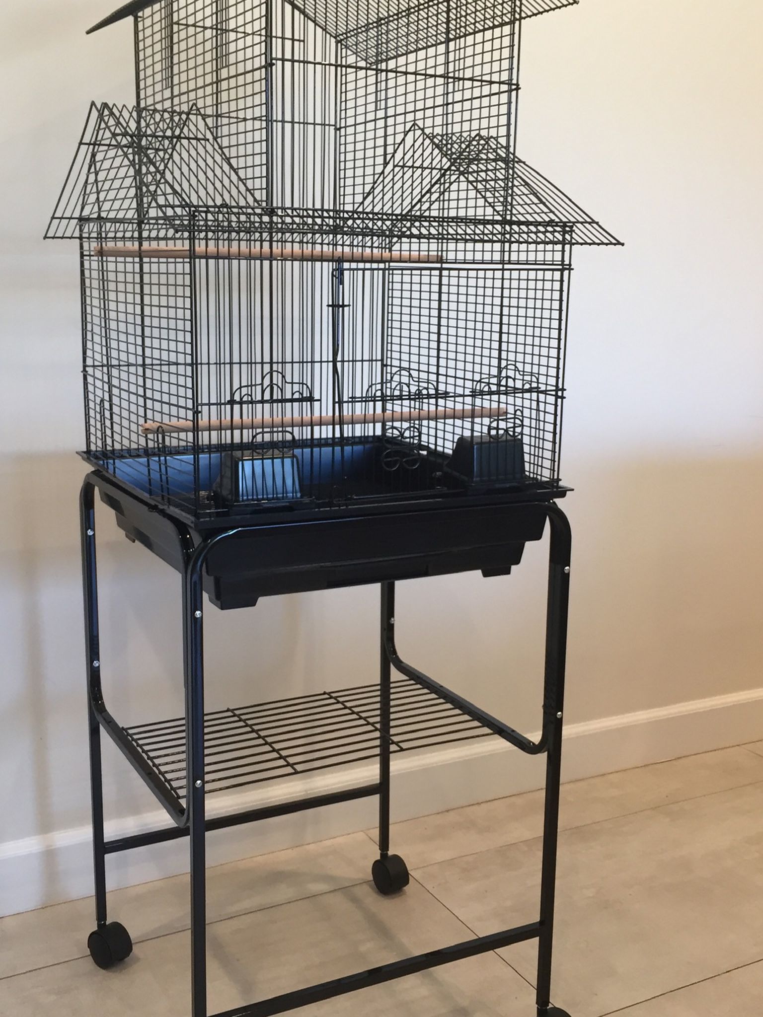 Temple Top Bird Cage With Stand On Wheels BRAND NEW