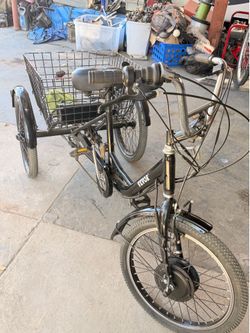 Electrical tricycle