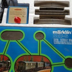 Marklin Train Set 2927A