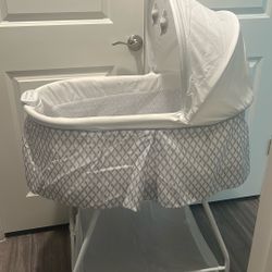 Bassinet 