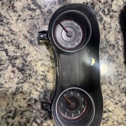 OEM Instrument Cluster / Speedometer Cluster (for 2015-2016 Dodge Charger) Perfect/bolts included.