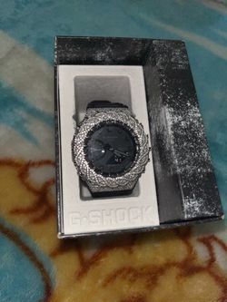 Mosinite G-shock