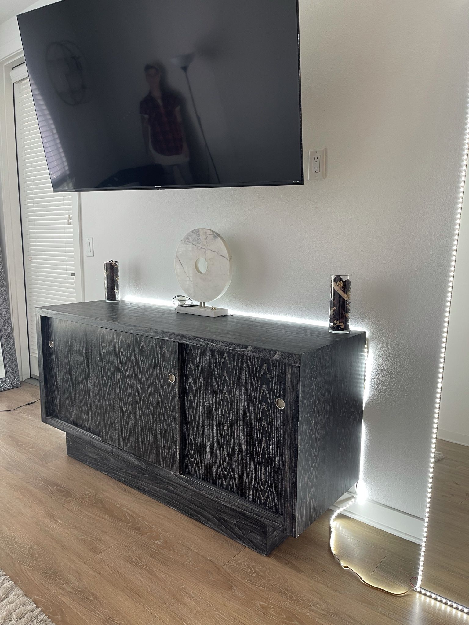 Unique NOIR Tv Stand 