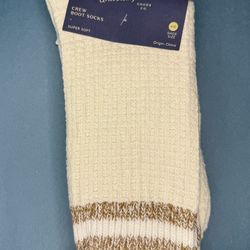 Socks/ mittens Resellers