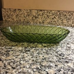 Vintage Indiana Glass 10” Celery Dish, Pretzel Pattern in green