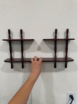 Vintage Trinket Shelf/Tea cup Shelf