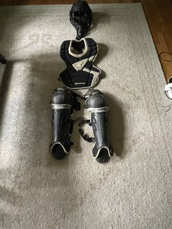 Easton Youth Catchers Gear