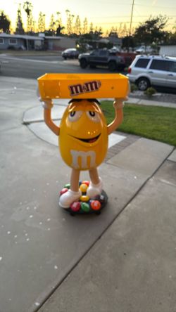 M & M Yellow Peanut Chocolate Candy Store Display Stand 46" w/Shelf & Wheels