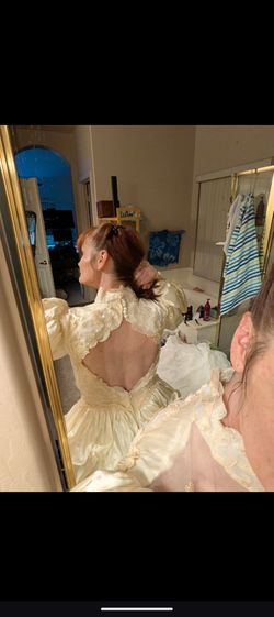 Best offer.. Vintage 80s Ivory Satin & Lace Ball gown /  Wedding Gown + Petticoat – Ruffle Skirt & Keyhole Back