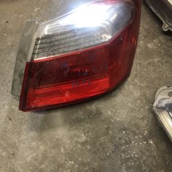13 To 15 Tail Light Passenger Side For Honda Accord