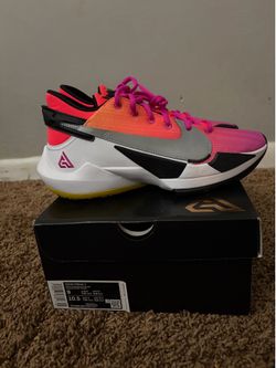 Giannis Antetokounmpo shoes brand new mens size 9