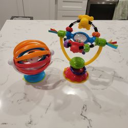 2 BABY SUCTION SPINNING TOYS