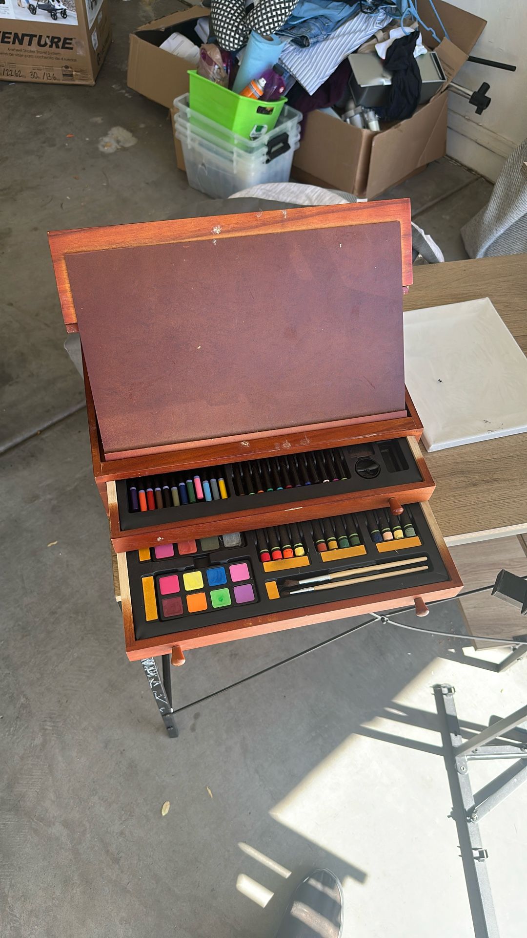 Portable Easel With Paint/markers/ Pastel