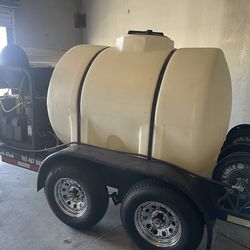 525 Gal Water Tanks