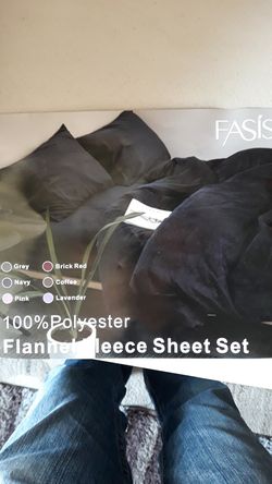 Fasisa Flannel Fleece 3pc Sheet Set Twin size Gray in color