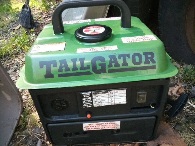 Gen For Sale 900/1000 Watt Like New