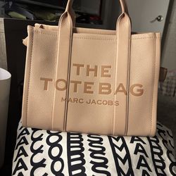 Marc Jacobs tote bag