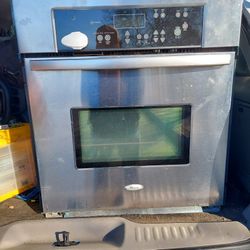 Whirlpool Electric Built In Oven