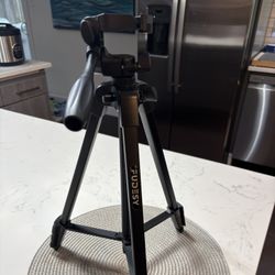 Fudesy Lightweight Tripod 