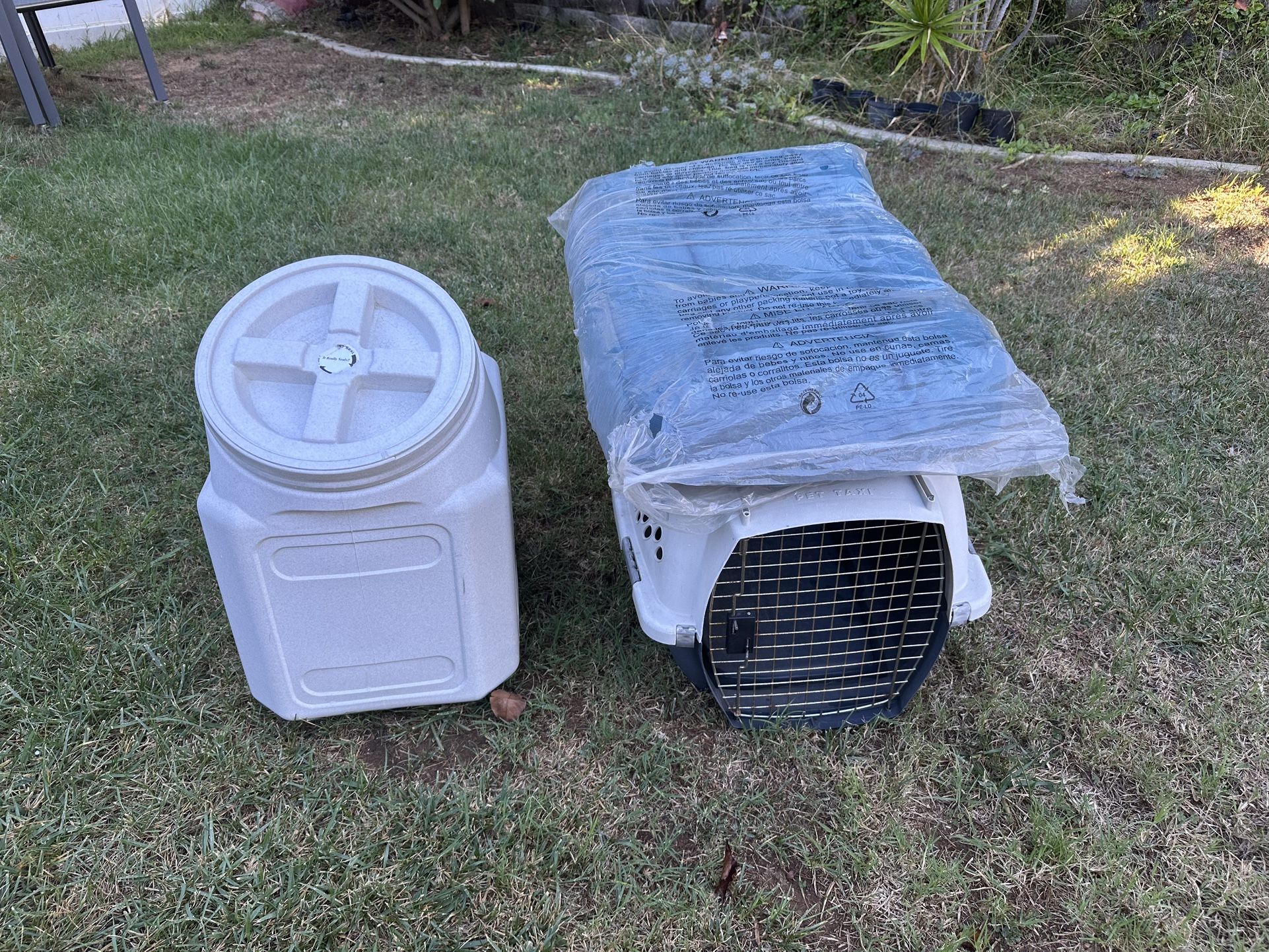 Dog Supplies 