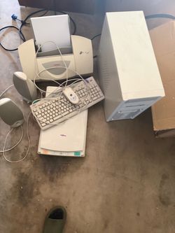 Early 00s compaq computer with scanner OBO