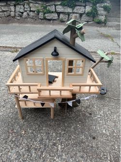 Kids Tree House Toy
