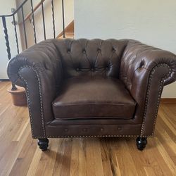 Chesterfield Leather Chairs (set of 2)