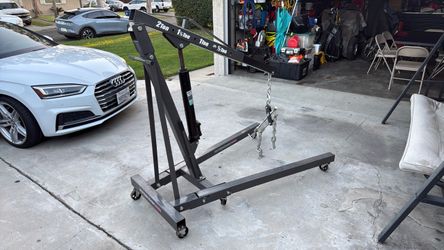 Engine hoist