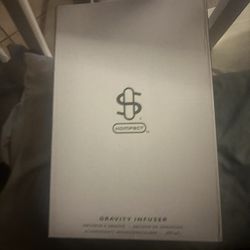 studen gravity glass 