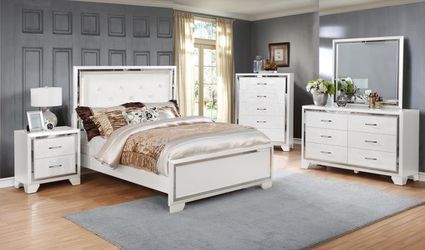 5PC White Queen Bedroom Set •BRAND NEW•