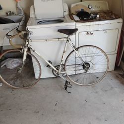 Peugeot Record Du Monde @ 1970