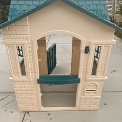 Kids Playhouse 