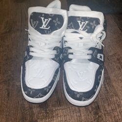 Louis Vuitton LV Trainer Sneakers Size 10 (Shipping Only)