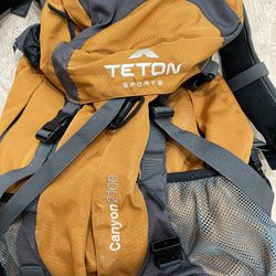 Teton Canyon 2100 Hiking Pack