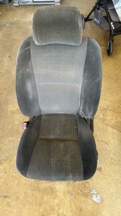 2003-2008 Toyota Corolla front driver seat
