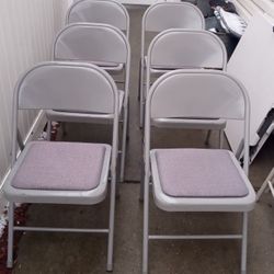 Folding Chairs 