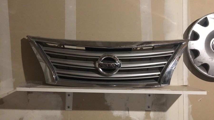 Nissan grill