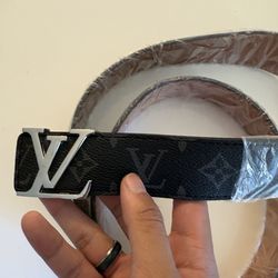 Louis Vuitton Belt ‘Black and Silver’