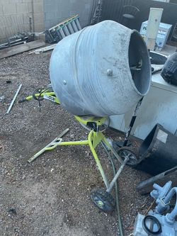 Tengo en venta este Rebolvedor de sementó