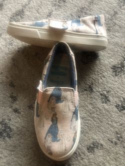 Disney Toms Cinderella T9