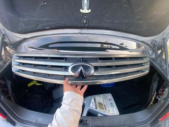 G35 Sedan grille
