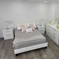 Bedroom Set - Juego De Cuarto 