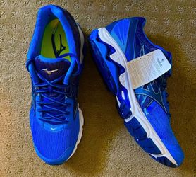 Mizuno Running Shoes Size 9