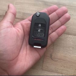 Honda Remote Control Flip Key. Fits Accord Civic Pilot CR-V Element.