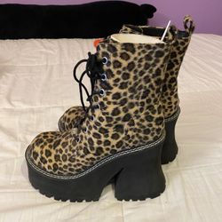 Women’s Platform Boots