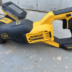 DEWALT 20V MAX Cordless Brushless Reciprocating Saw and 20V MAX POWERSTACK Compact Battery Starter Kit