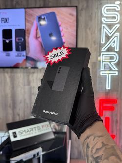 Brand New Samsung Galaxy S24 FE 128 GB - Black (Unlocked) + Warranty