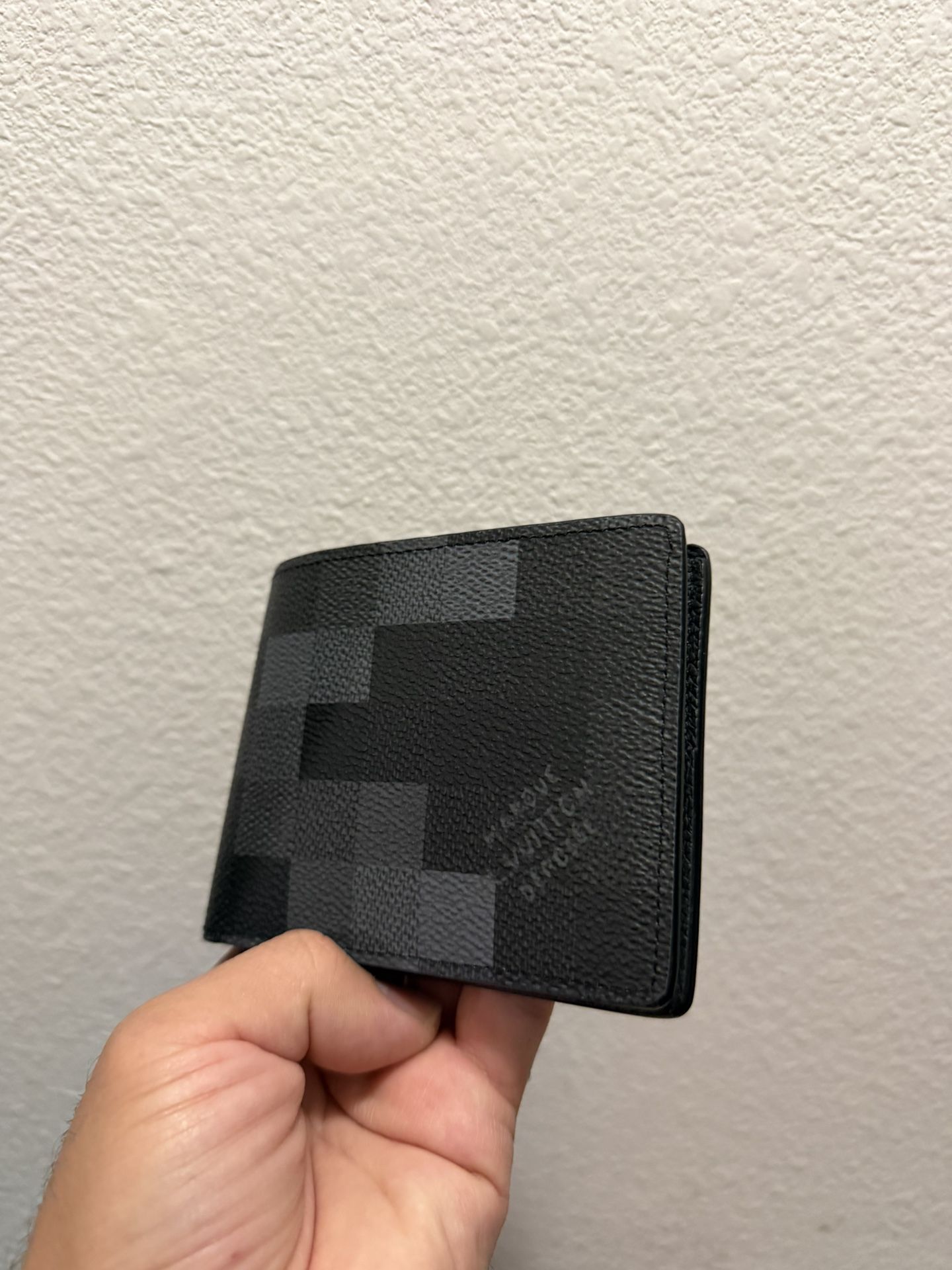 Louis Vuitton Slender Wallet Damoflage