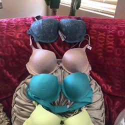 Victoria Secret Bra Size 36C And 38C 38D Available $28 Each 
